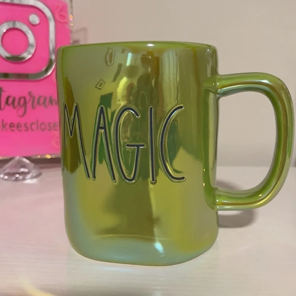RAE DUNN “MAGIC” HALLOWEEN MUG - Picture 4 of 8